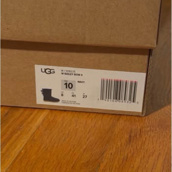 UGG Women's Bailey Bow II | color blue in size 10 - Picture 4 of 8